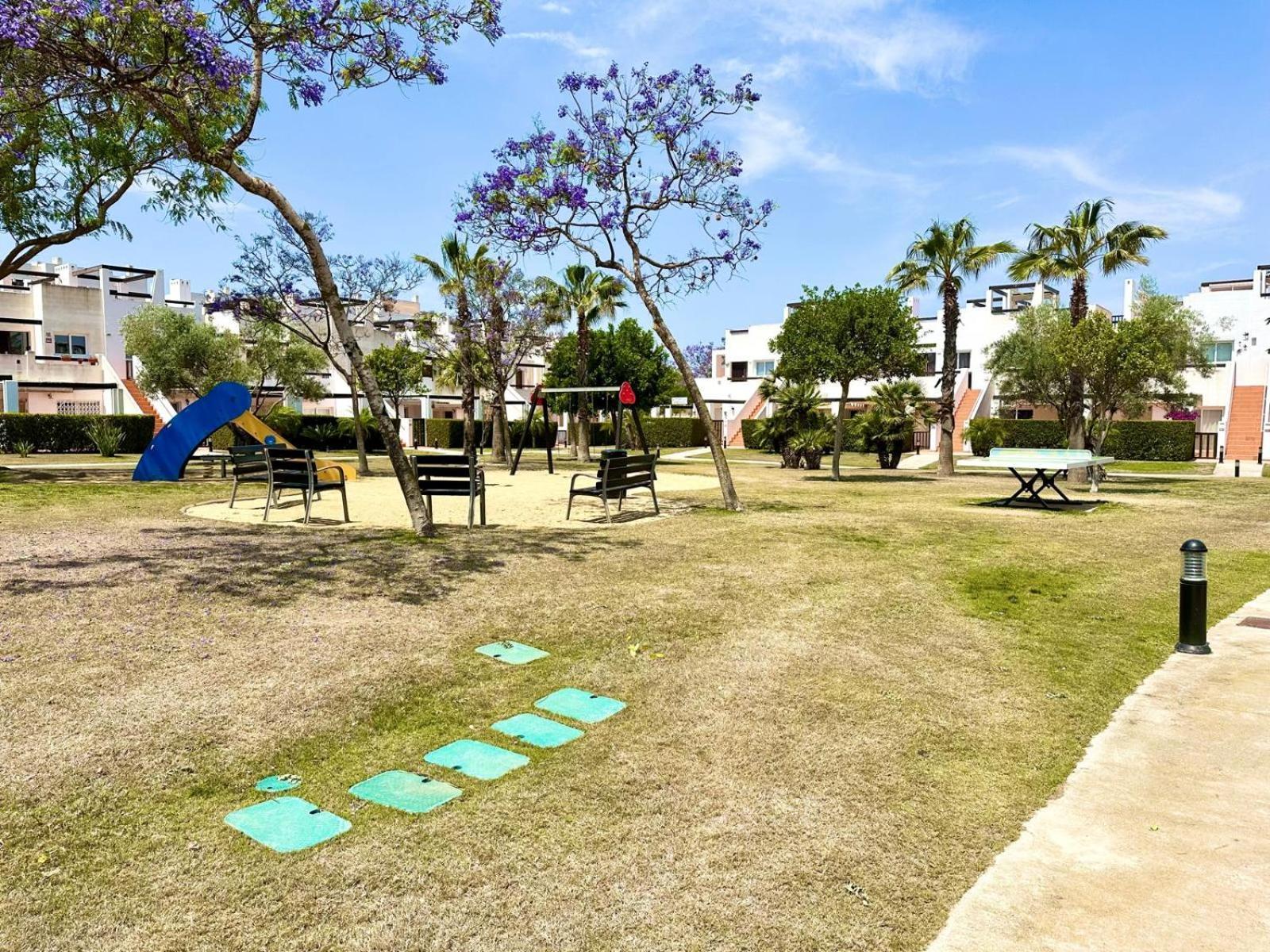 Izan Villa